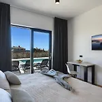 Villa Aquarius