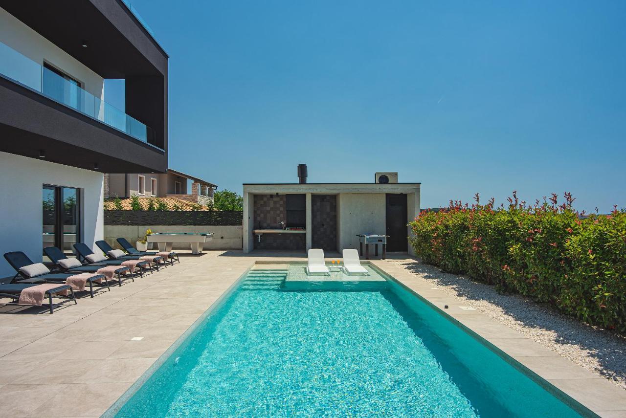 Aquarius Holiday home *